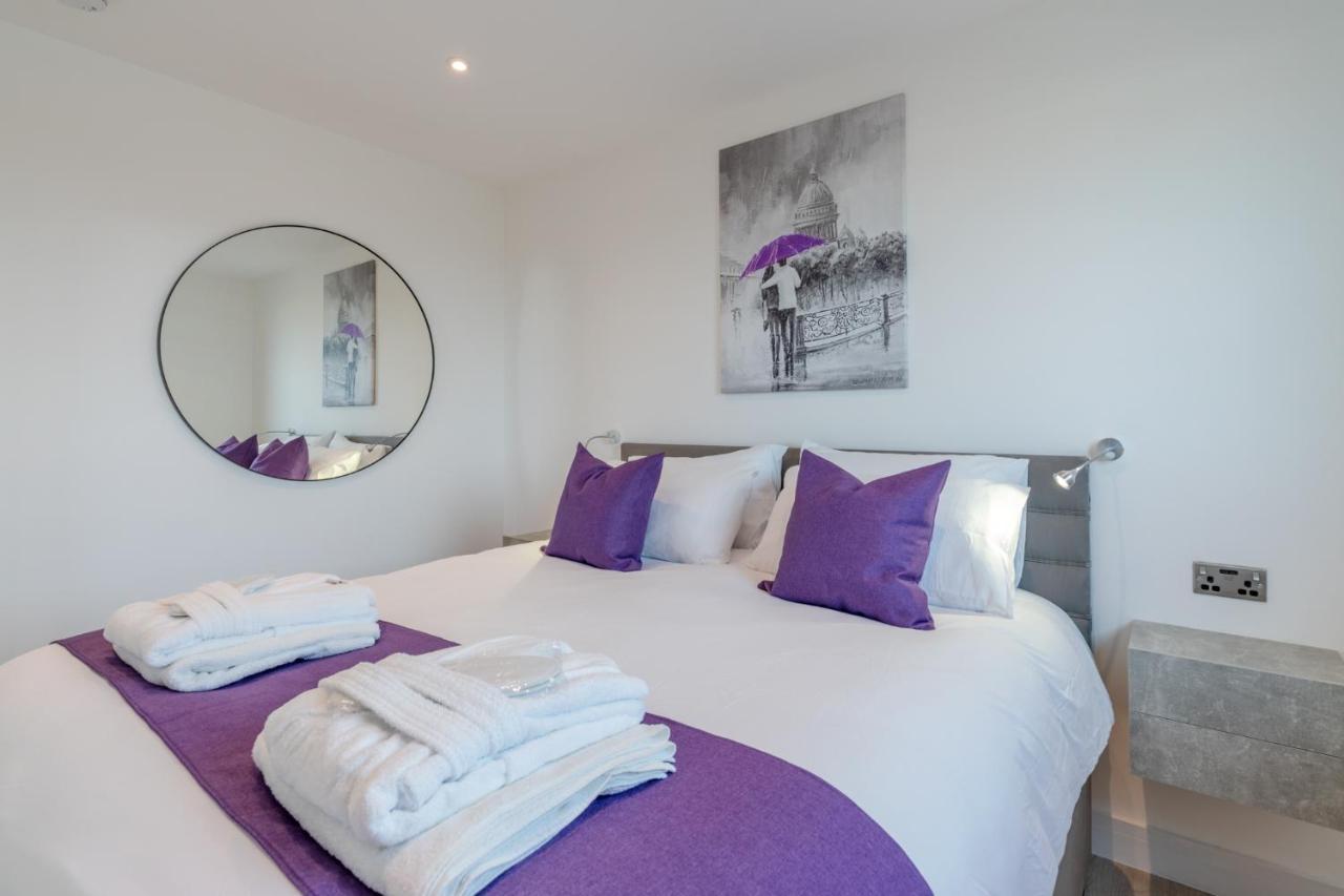 Central Penthouse With Hot Tub & Views 22 Cheltenham Exterior foto